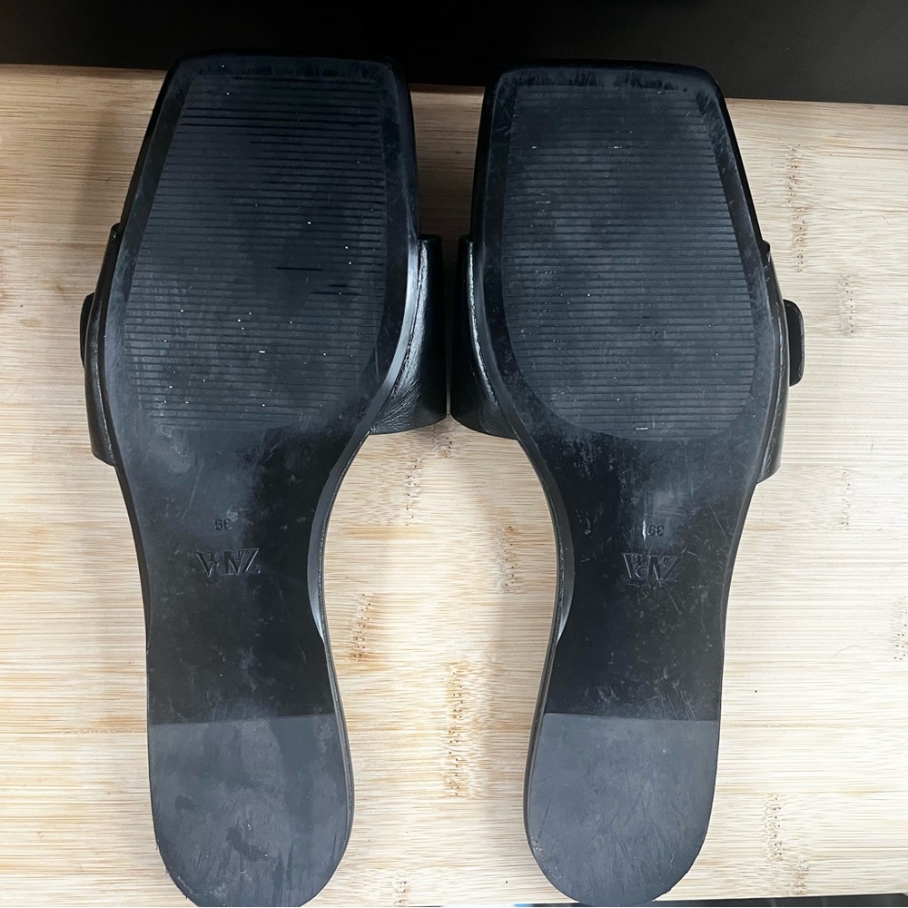 Zara Black Slide Sandals with Gold Circle Embellishment – Size 39 (US 8.5/9) - Picture 5 of 6